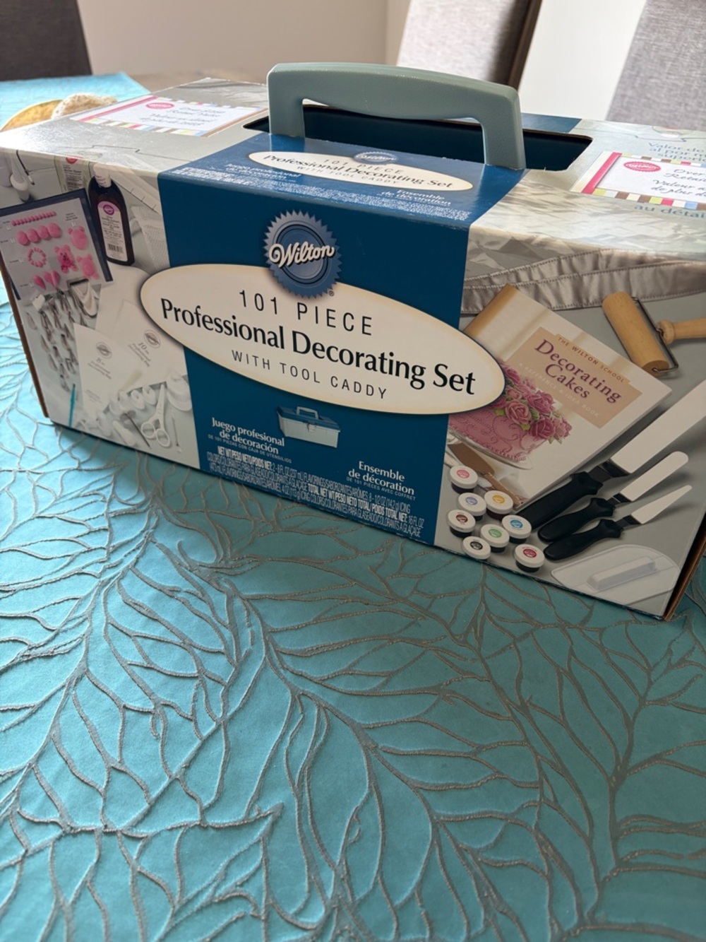 Wilton Professional Cake Decorating Set with Tool Caddy